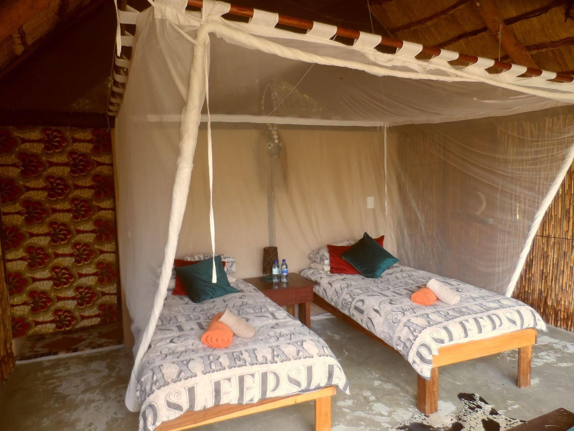 Caprivi Houseboat Safari Lodge Katima Mulilo Exterior foto